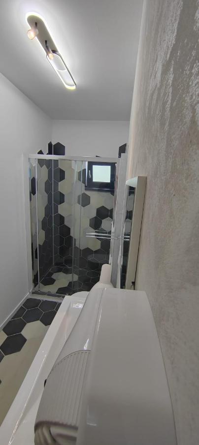 Casira Guesthouse Sînmartin Εξωτερικό φωτογραφία