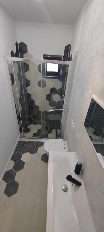 Casira Guesthouse Sînmartin Εξωτερικό φωτογραφία