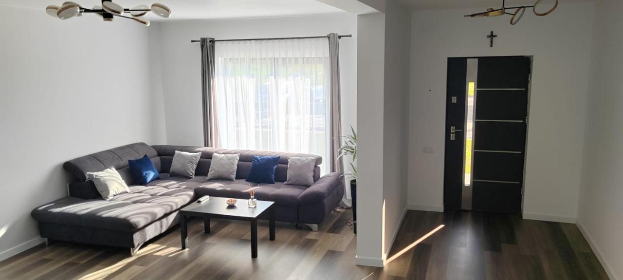 Casira Guesthouse Sînmartin Εξωτερικό φωτογραφία